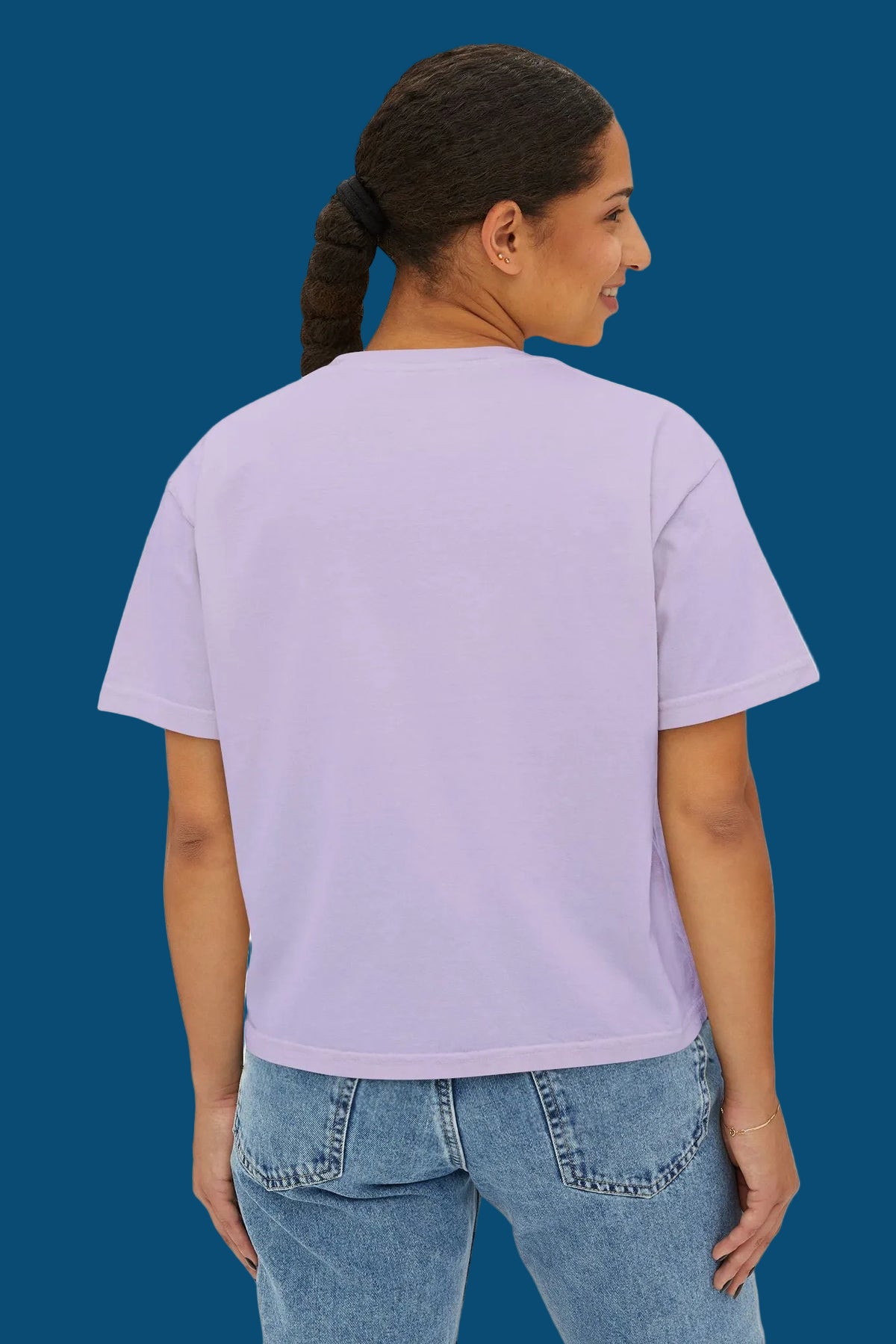 She Reads Bookshop Logo Cropped t-shirt