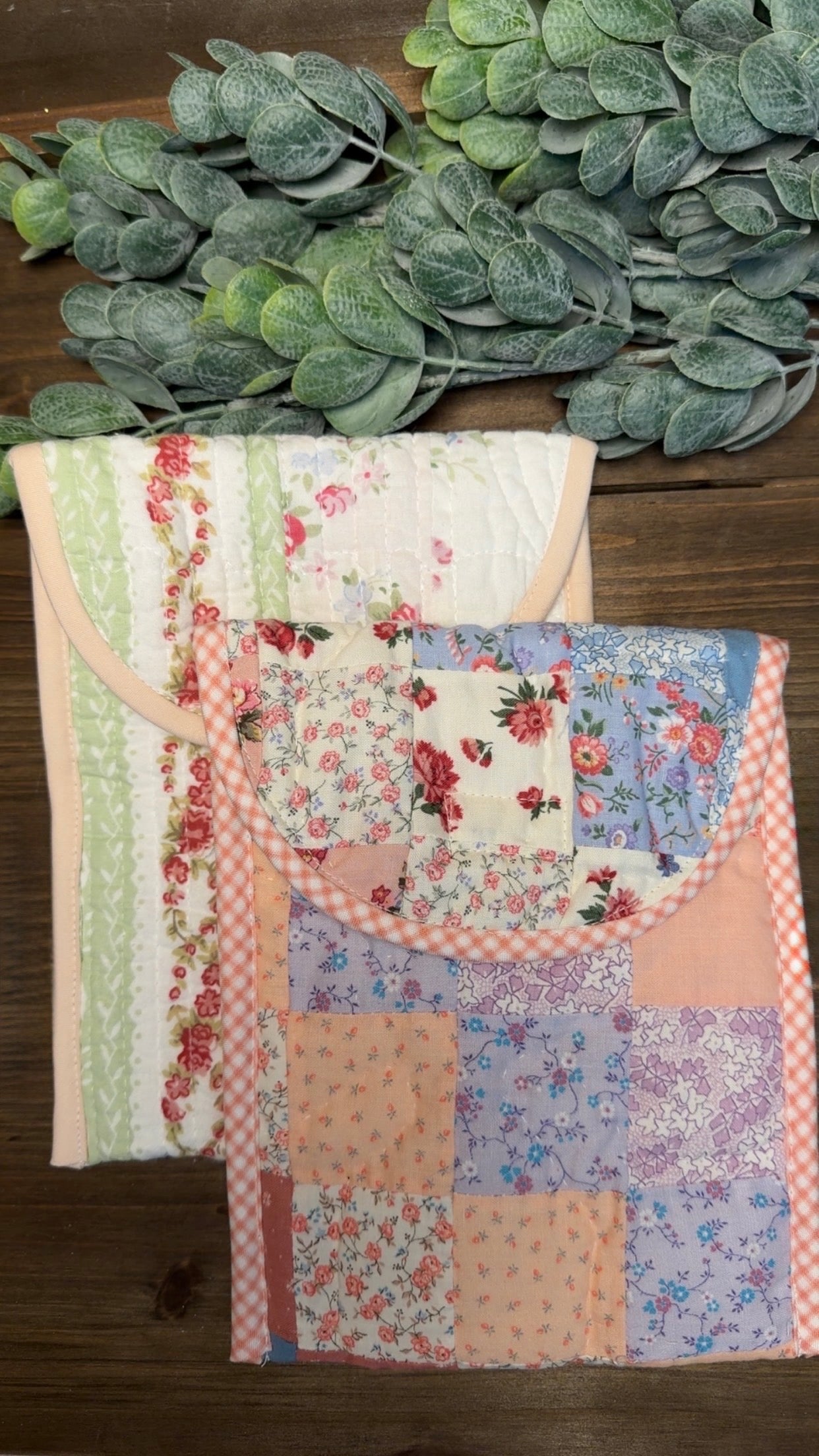 Quilted Floral Kindle Sleeve
