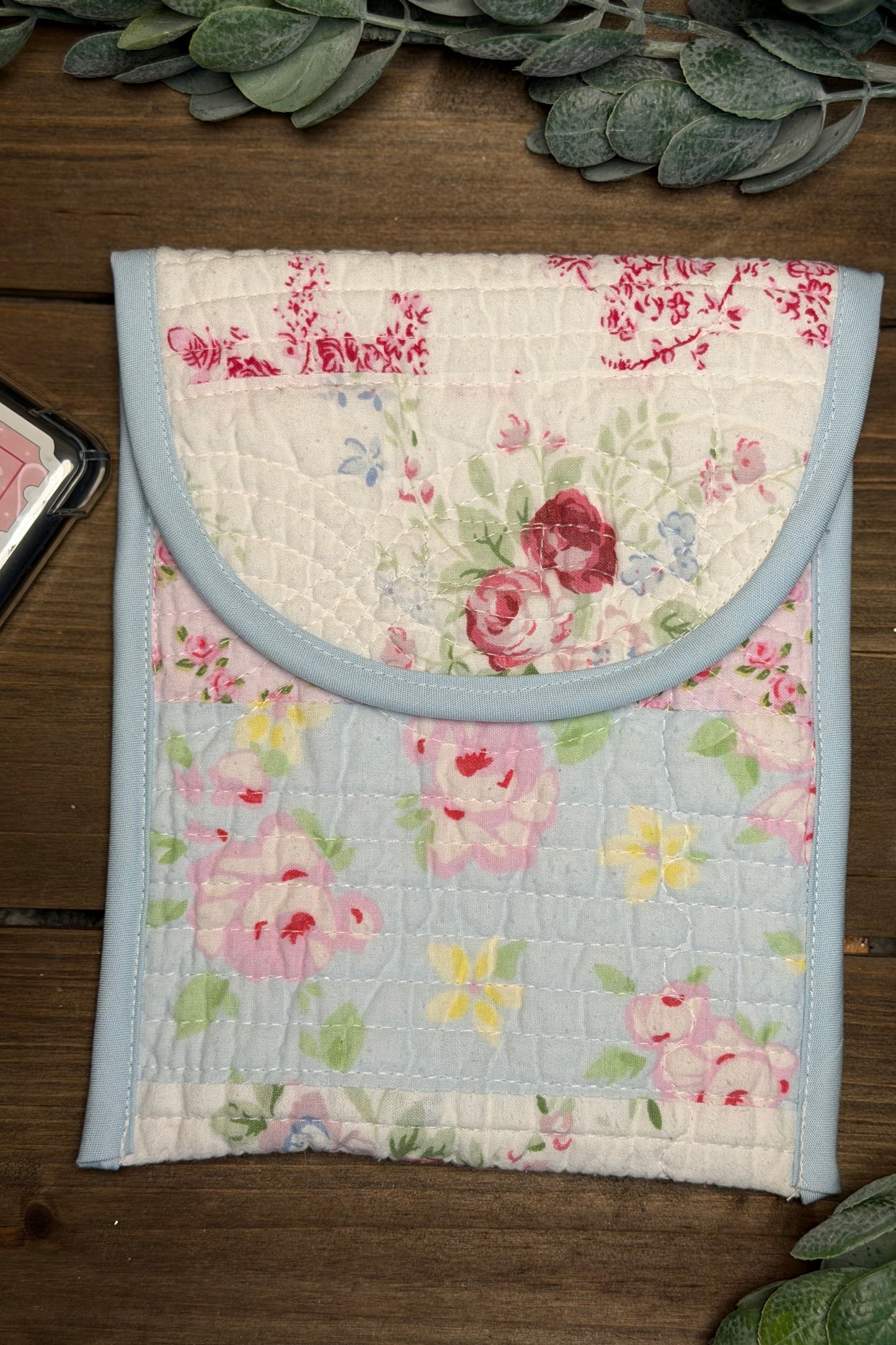 Quilted Floral Kindle Sleeve